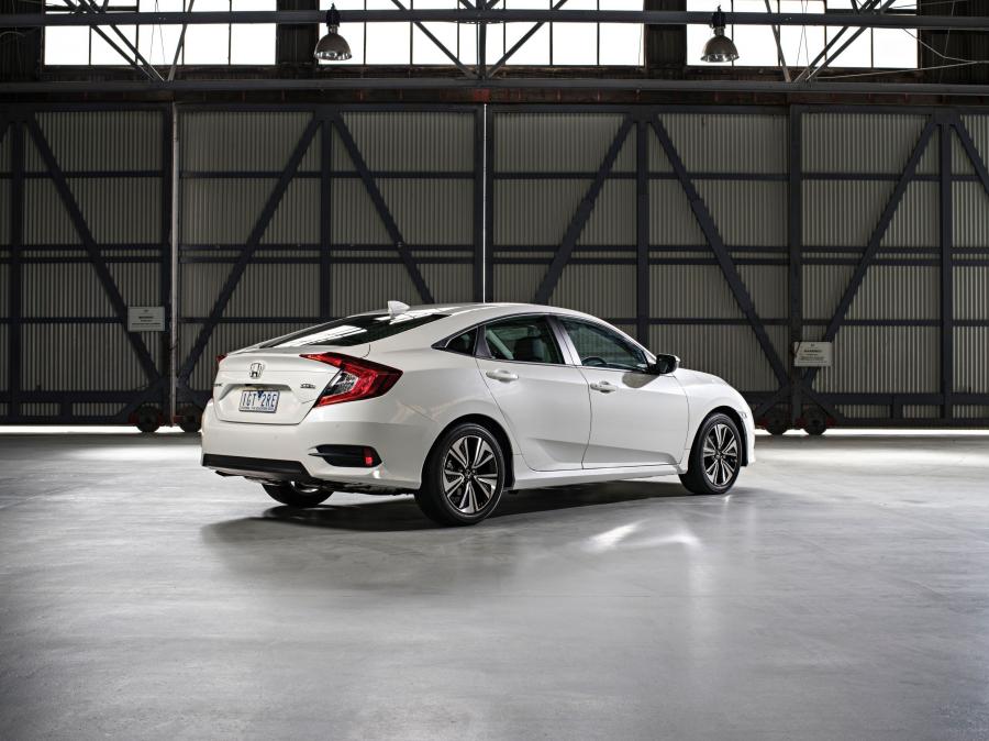  Honda Civic Sedan 2016 года  (AU) (фото 3 из 30)
